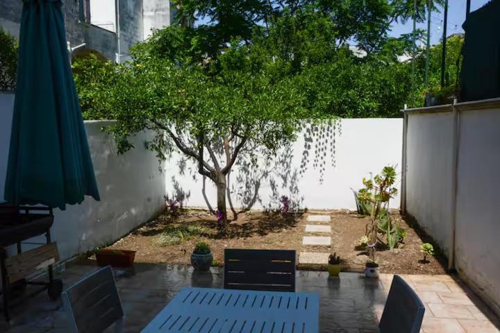 Origini - Apartment With Private Garden Lecce Kültér fotó